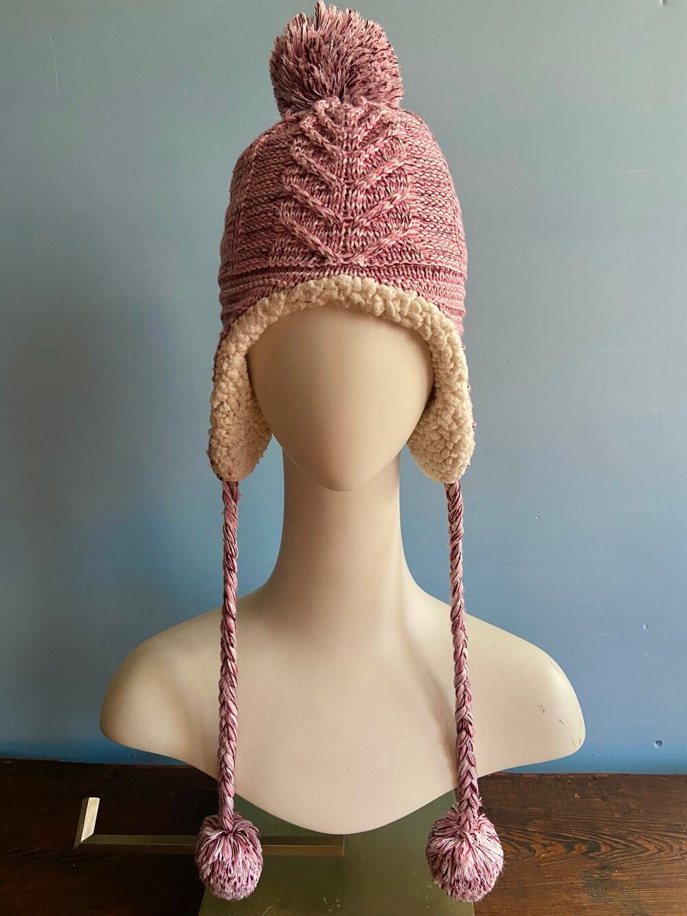 DEARFOAMS Pink Knit Sherpa Lined Beanie sz OS